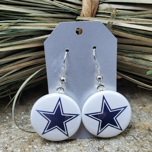 Dallas Cowboys Earrings NFL Football Souvenir Dak Prescott Dangle Drop G… - Picture 1 of 3